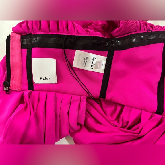 Acler AUS Franklin Magenta Off the Shoulder Pleated Bubble Top AU Fashion Week 4 - Picture 8 of 14